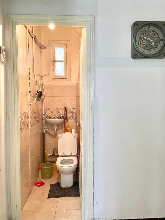 Appartement Dans Immeuble Haussmanien Algiers Exterior foto