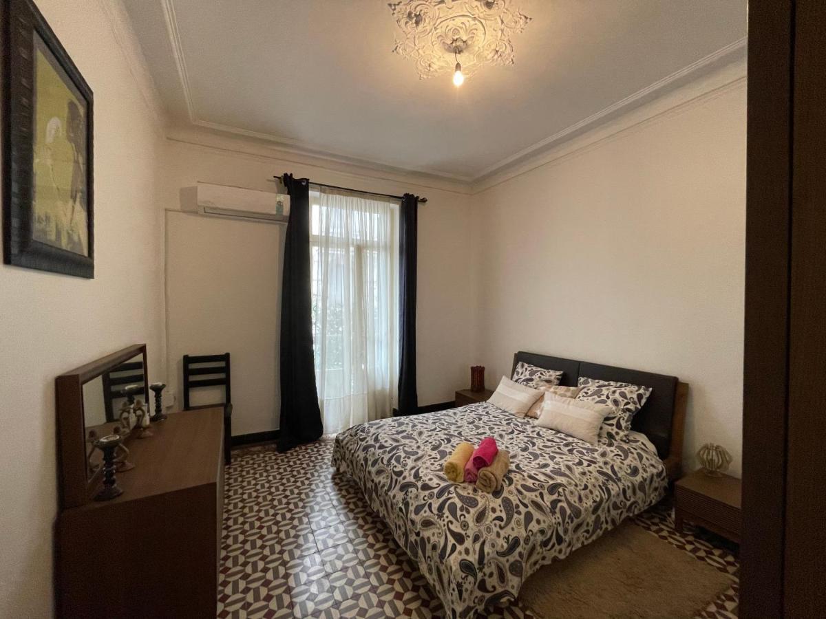 Appartement Dans Immeuble Haussmanien Algiers Exterior foto