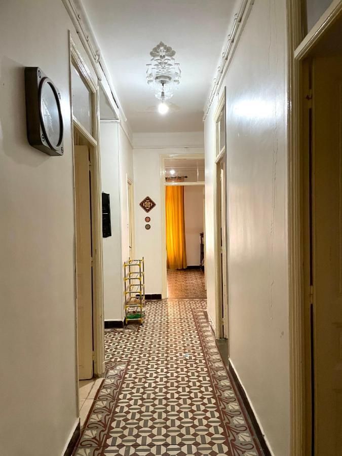 Appartement Dans Immeuble Haussmanien Algiers Exterior foto