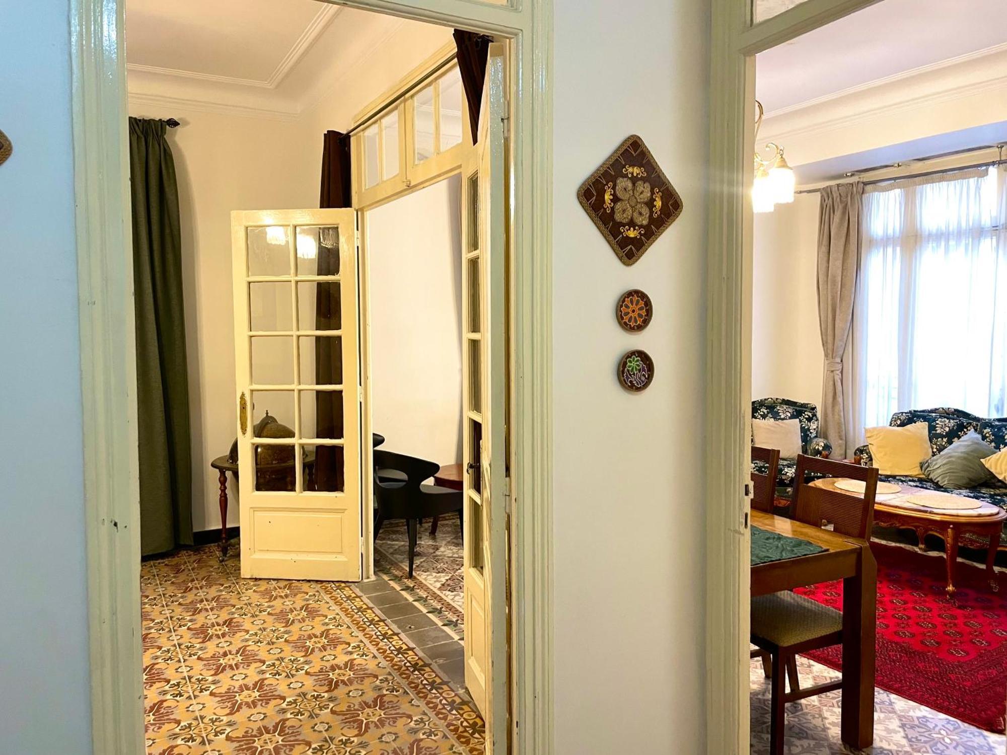 Appartement Dans Immeuble Haussmanien Algiers Exterior foto