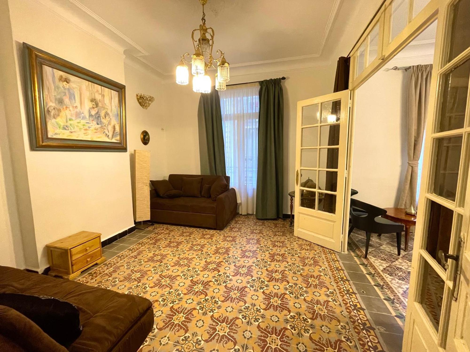 Appartement Dans Immeuble Haussmanien Algiers Exterior foto