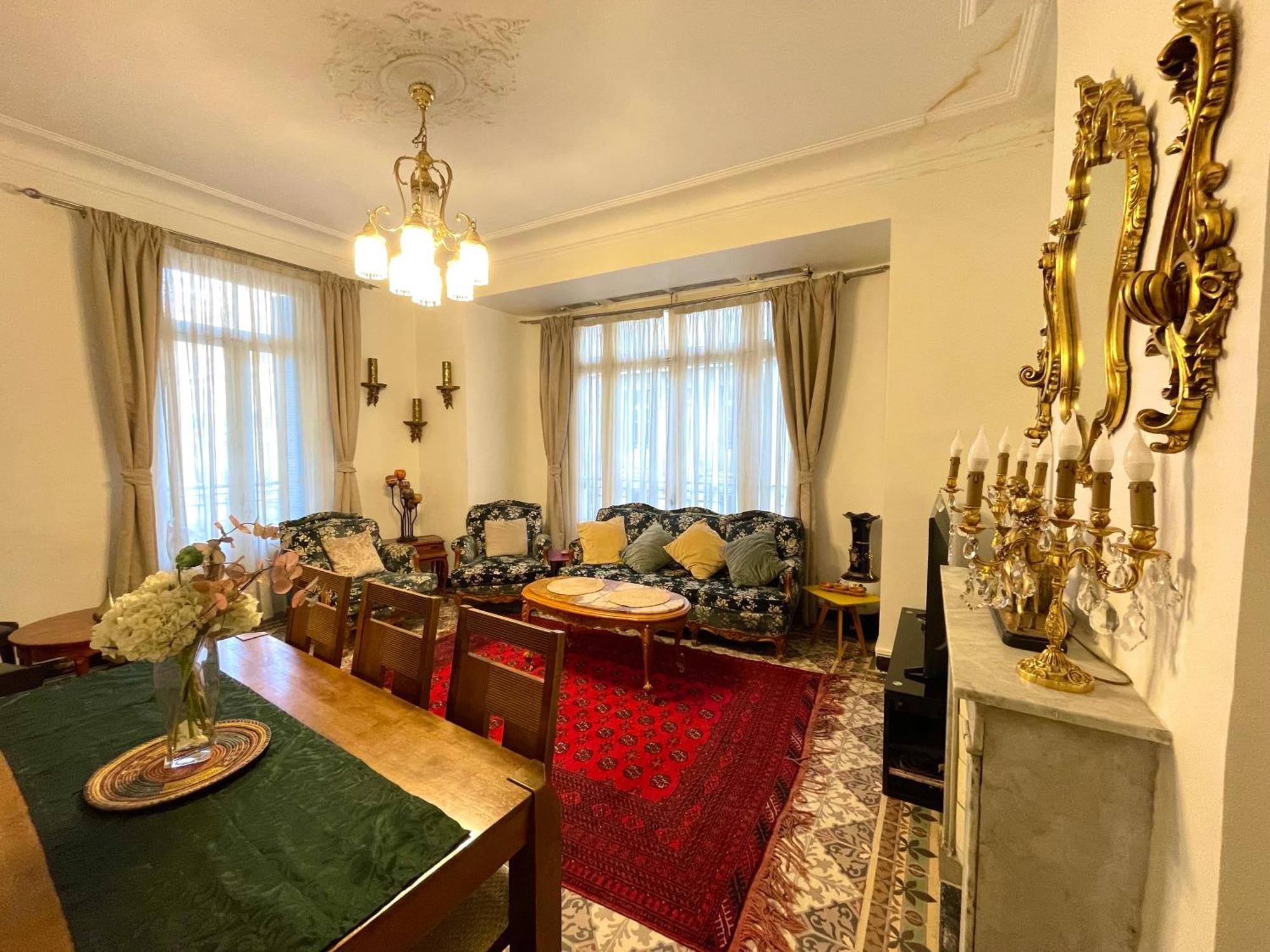 Appartement Dans Immeuble Haussmanien Algiers Exterior foto