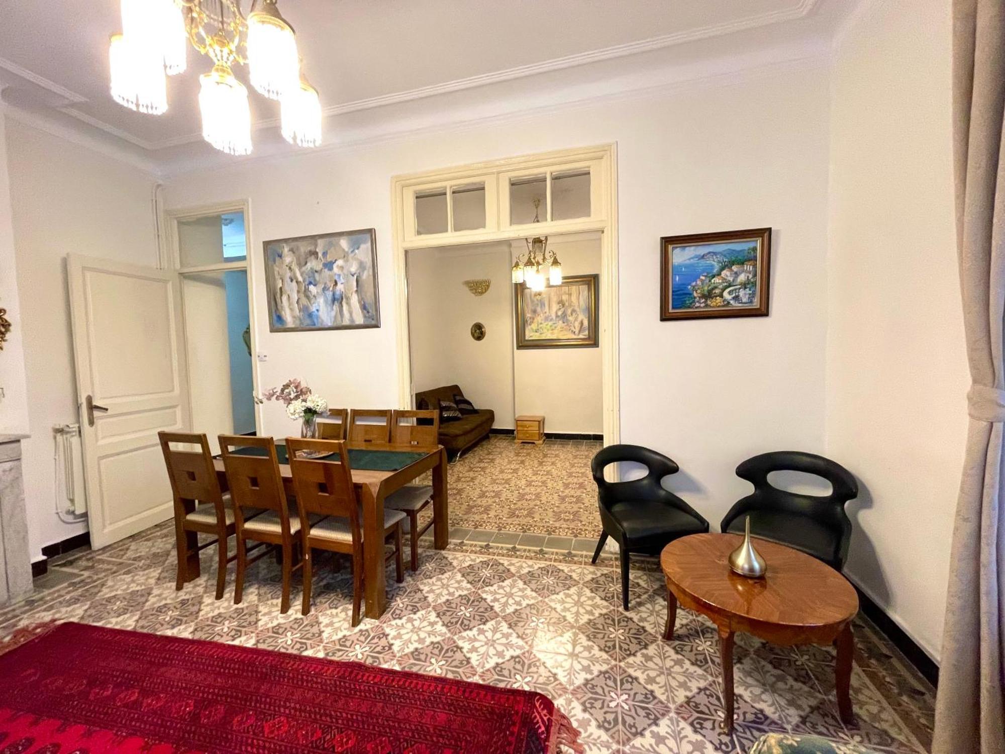 Appartement Dans Immeuble Haussmanien Algiers Exterior foto
